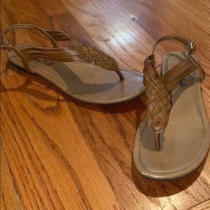American Eagle Sandals